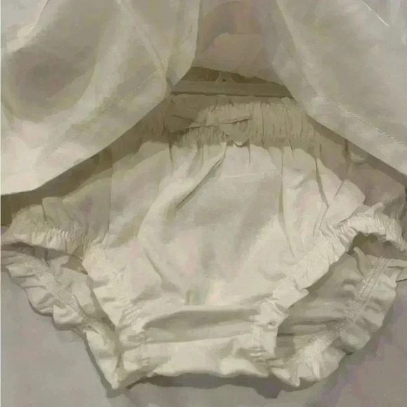 Carter’s Infant Girls Size 9 Months Dress with Diaper Cover Headband NWT Cream - Picture 4 of 8